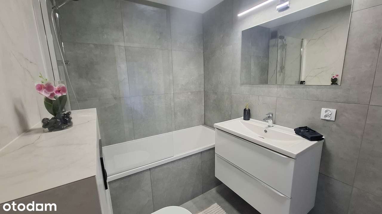Świetna inwestycja lub wymarzone mieszkanie –47m² po remoncie STASZICA - View 2