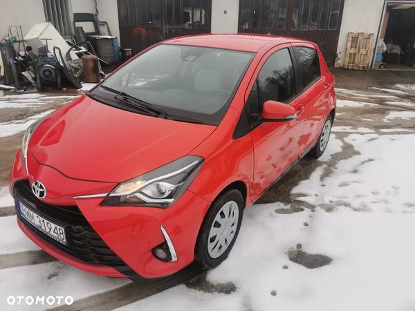 Toyota Yaris 1.0 Premium - 10