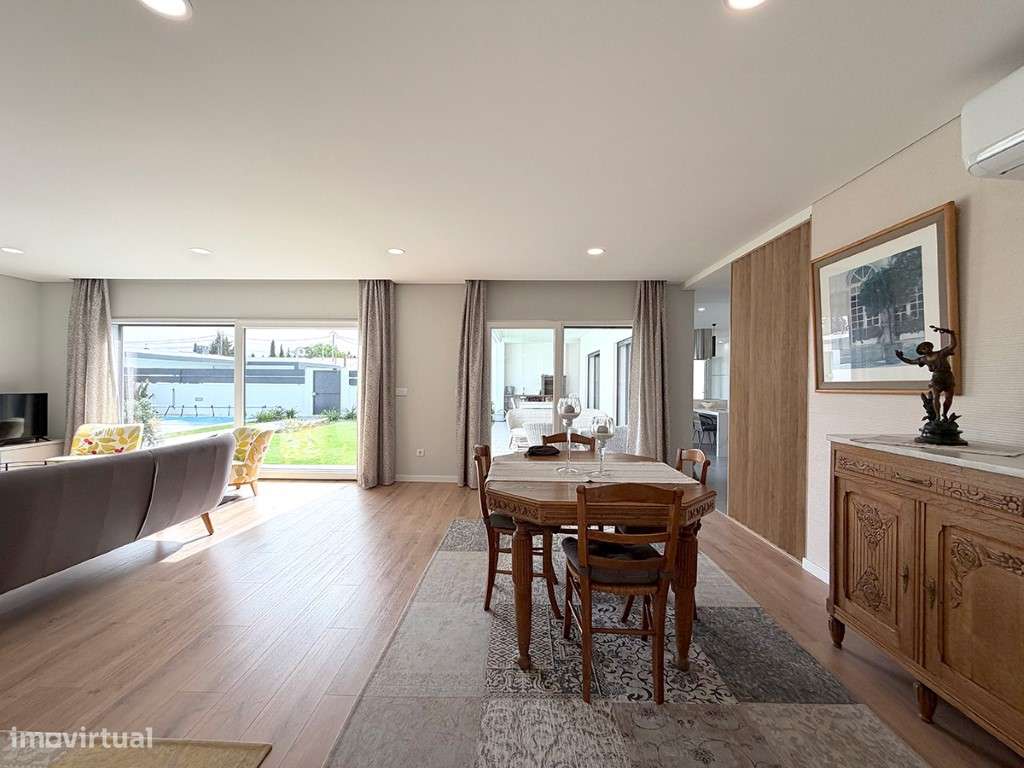 Moradia T4 térrea com 230m2 em condomínio privado, Azeitão-9
