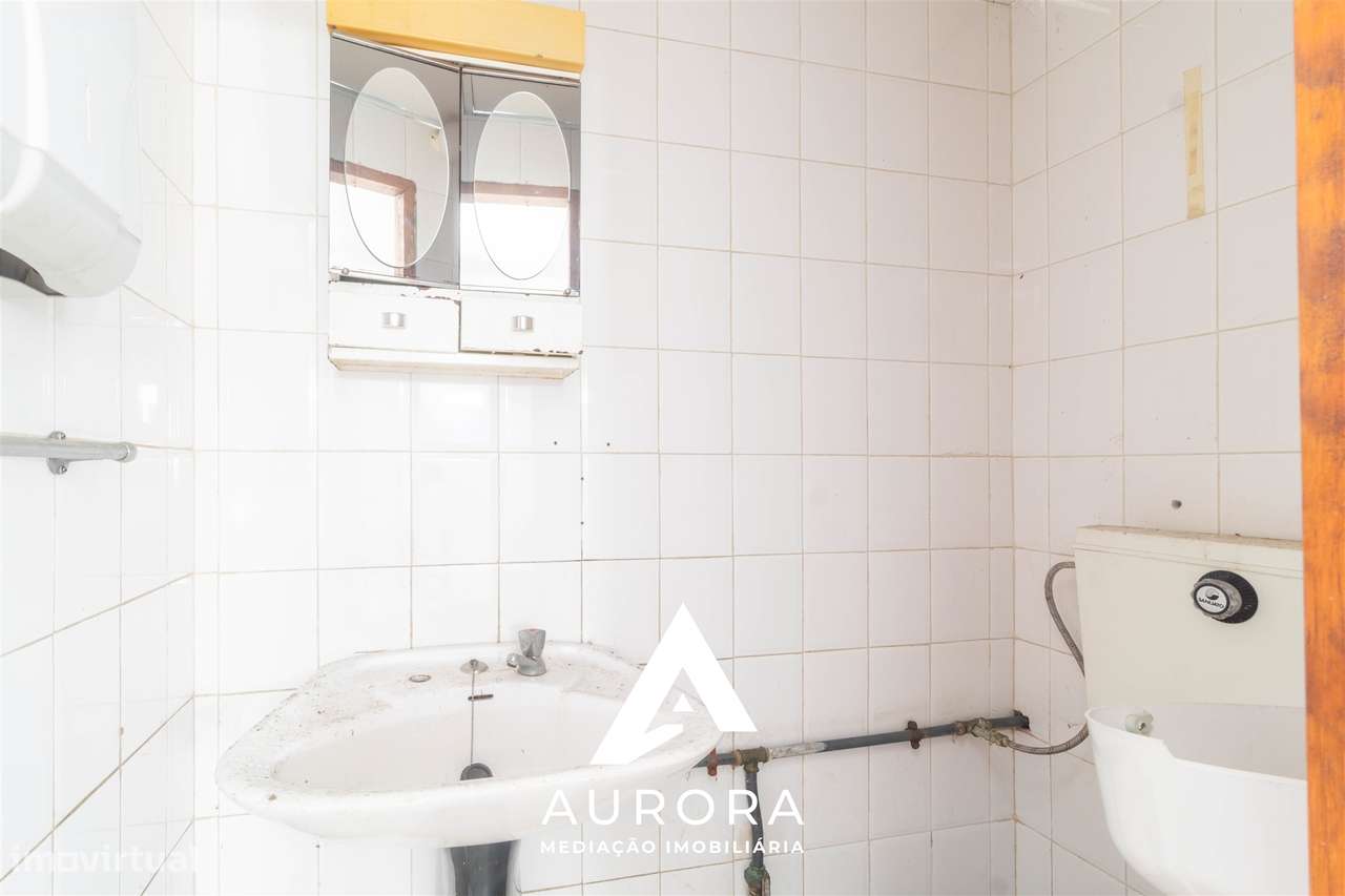 Armazém  Arrendamento em Oliveira de Azeméis, Santiago de Riba-Ul, Ul, - Grande imagem: 3/10