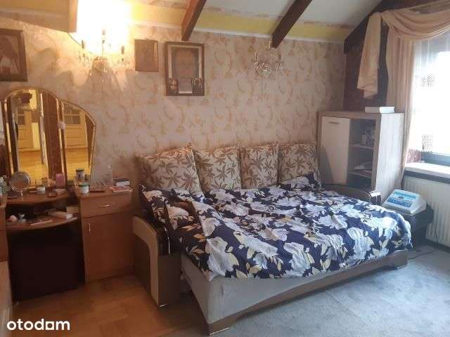 Dom w pobliżu lasu-14