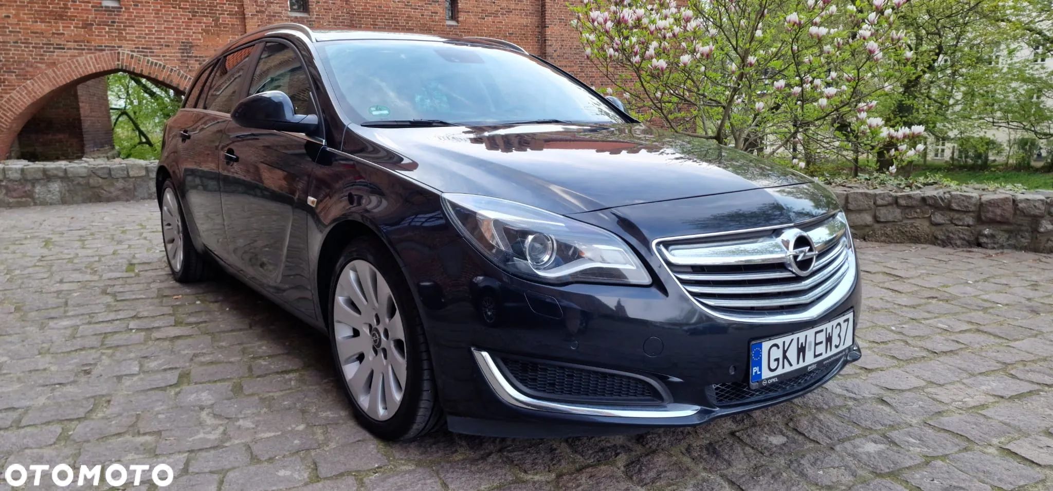 Opel Insignia 2.0 CDTI Sports Tourer ecoFLEXStart/Stop Business Edition - 1