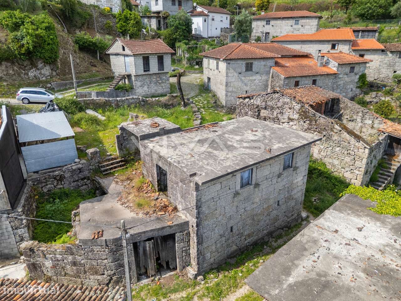 Moradia para Restaurar T0 Venda em Valdreu,Vila Verde - Grande imagem: 3/22