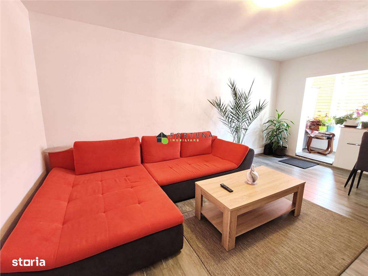 Apartament 3 camere , etaj intermediar - Astra-1