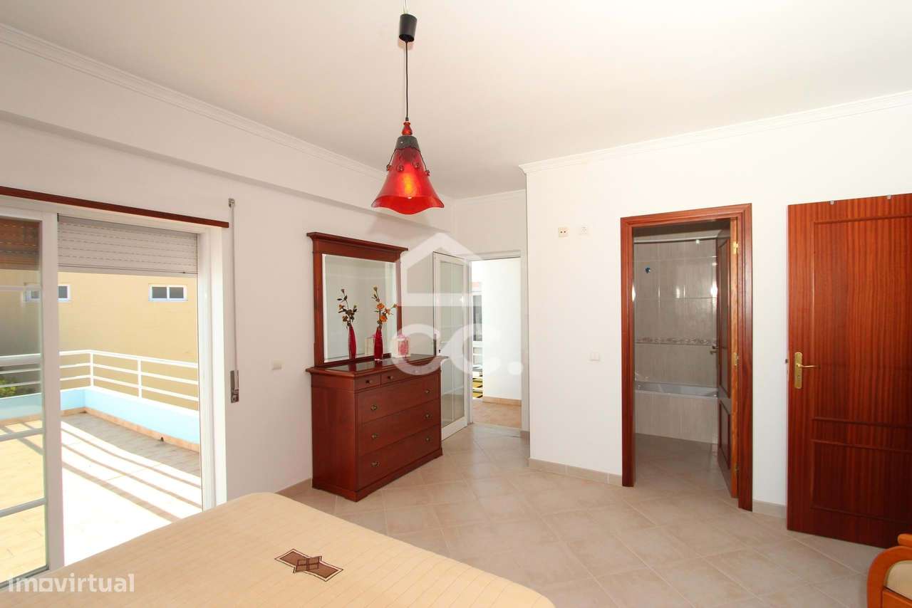 Moradia T3 em Pêra, conforto e a tranquilidade perto da praia-8