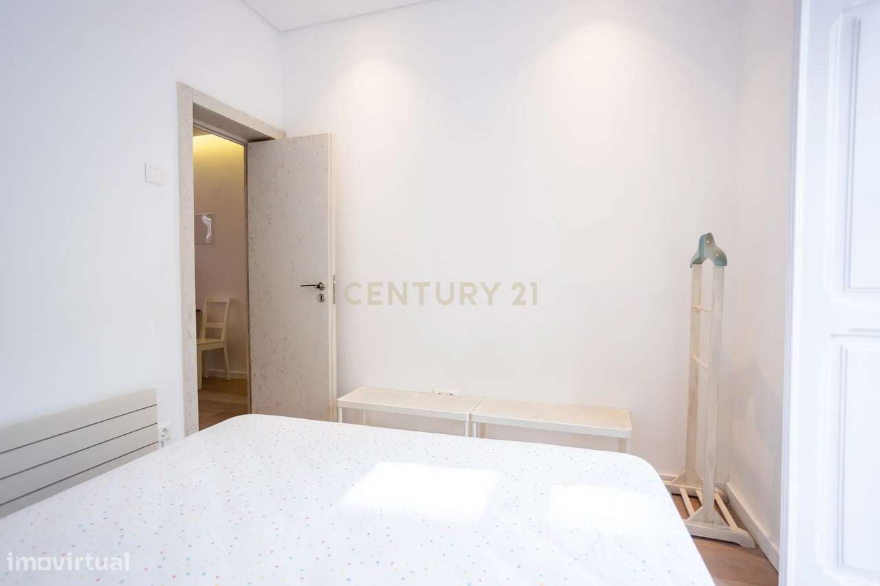 Apartamento T1+1 com logradouro a venda em Campo de Ourique!-9