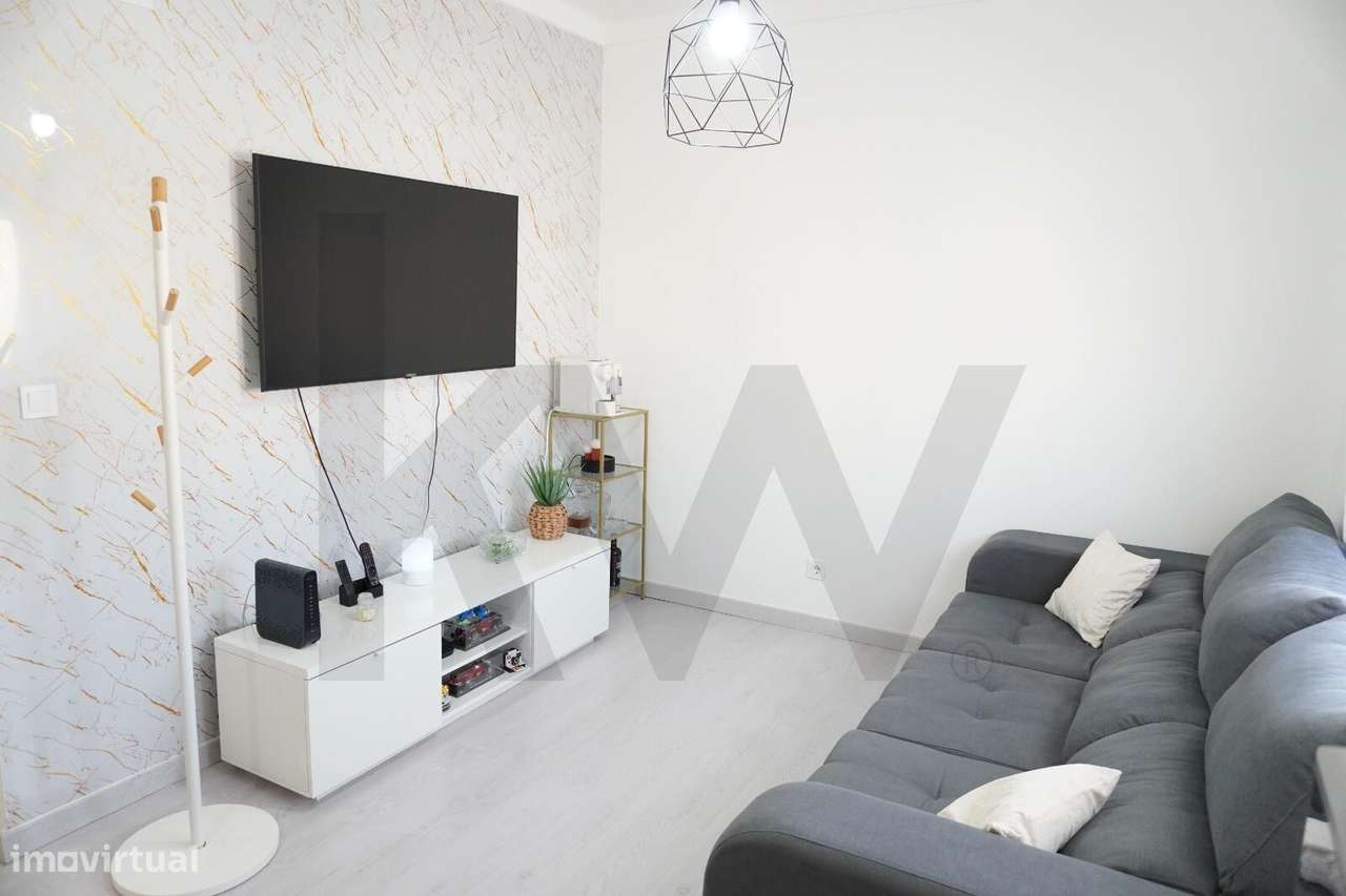 Apartamento T1 na Torre da Marinha, Seixal-3