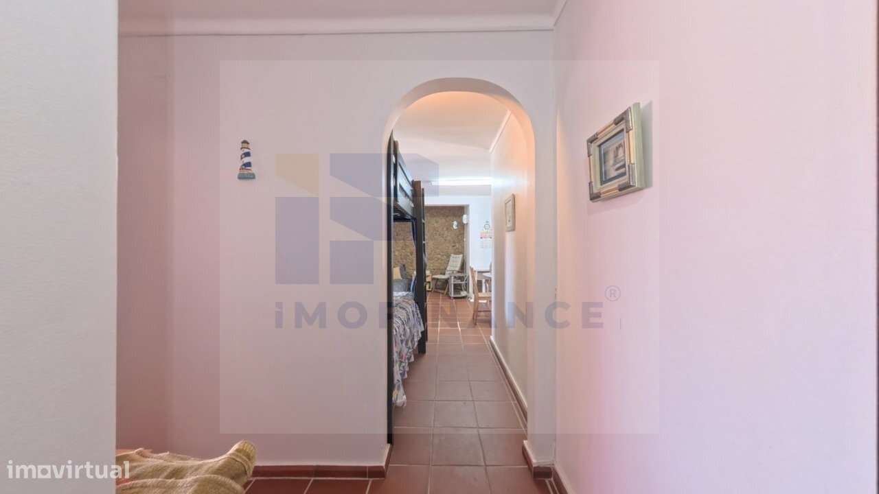 Apartamento T2 junto á praia de Consolação-16