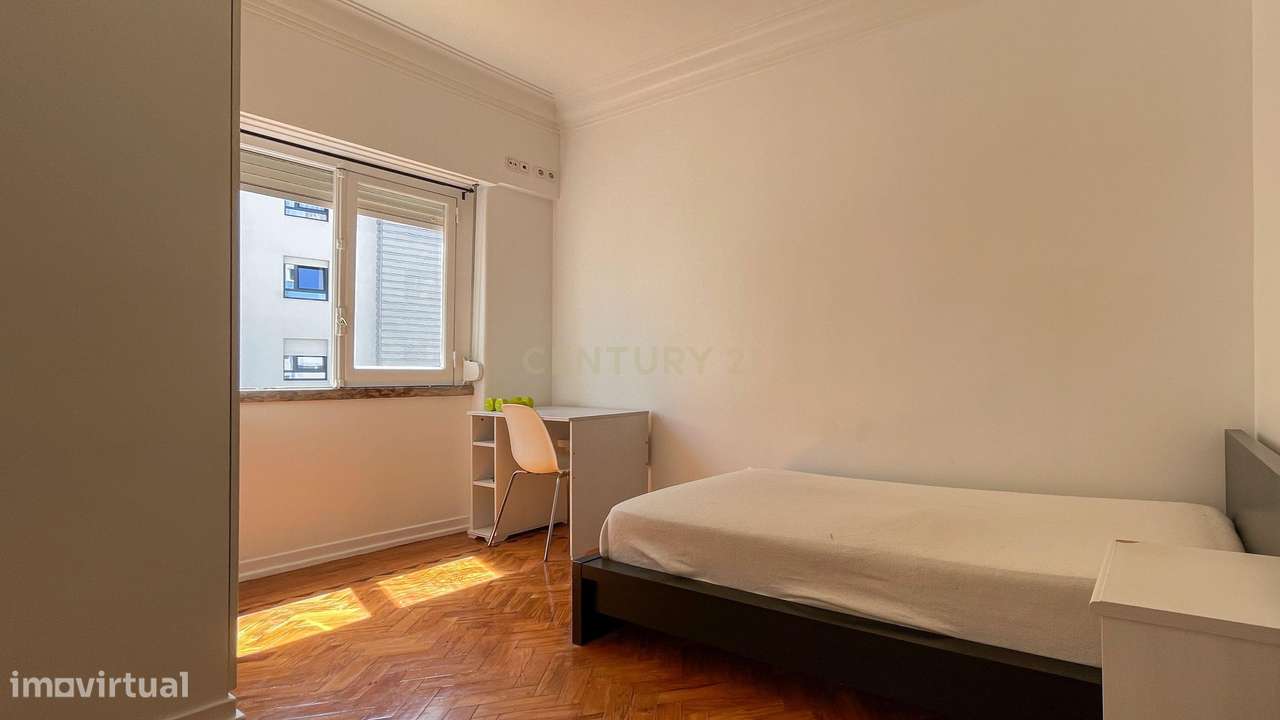 Apartamento T1 convertido em T2 - Remodelado - 10 min Metro-6