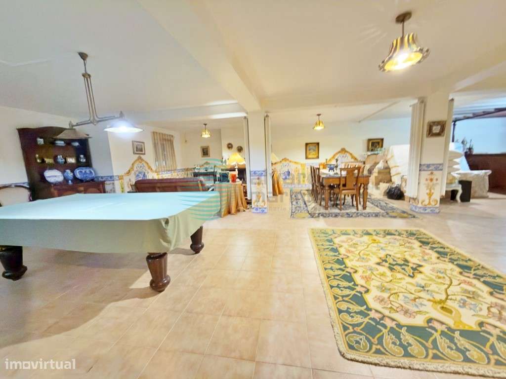 Moradia V5 com terreno com 2075m2, vista de mar-54