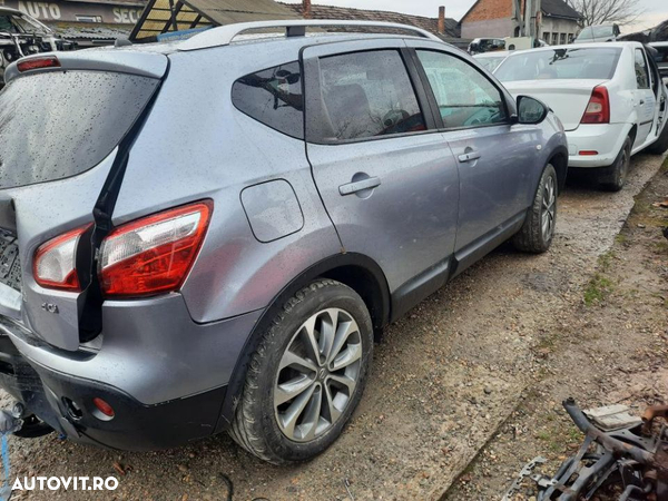 Dezmembrez Nissan Qashqai - 4