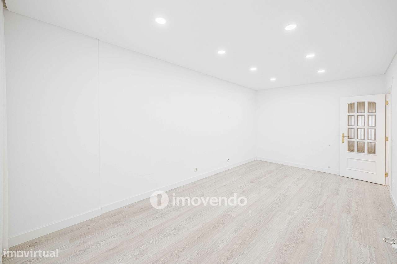 Apartamento T2 pronto a habitar, com arrecadação, no Montijo - Grande imagem: 5/39