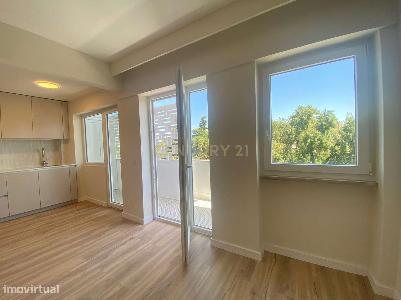 Apartamento T2 junto ao Alto dos Moinhos-10