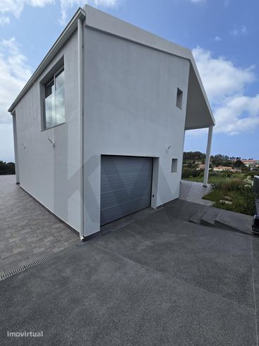 Moradia T3 com Piscina e Vista Mar nos Prazeres | Calheta-25