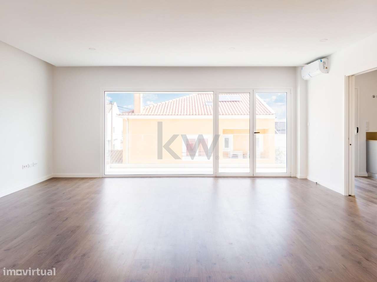 Moradia, Nova, 3 suítes em Famões - Grande imagem: 5/43