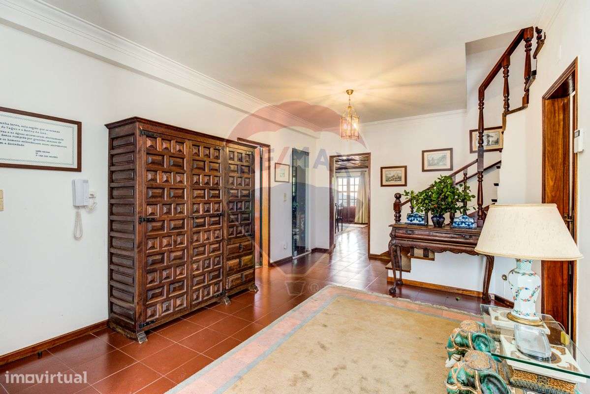 Moradia T4 para venda-6