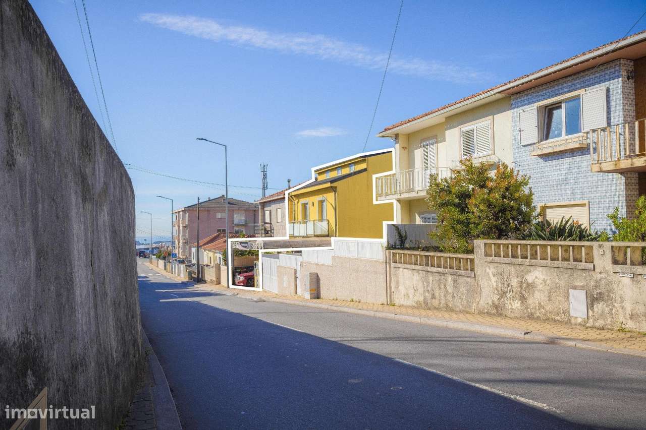 Moradia T2 transformada em T3, totalmente renovada, Vila Nova de Gaia-44