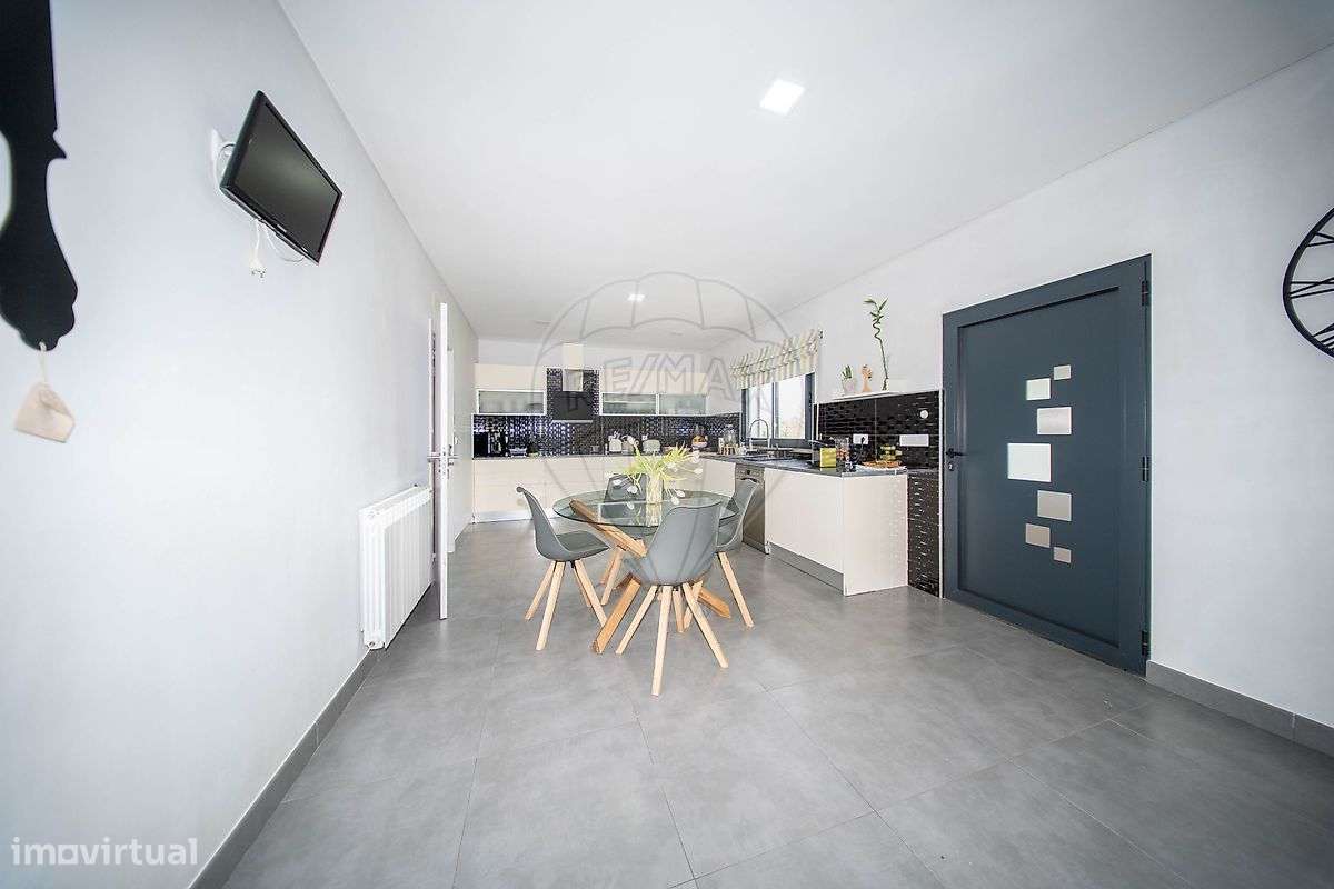 Moradia T4 para venda - Grande imagem: 5/32