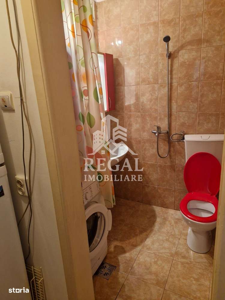 Garsonieră de vânzare – Zona Micro 6 | Parter înalt | Mobilată-4