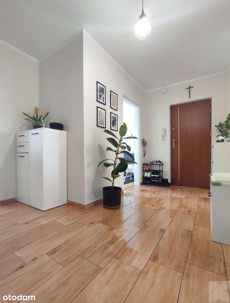 Na sprzedaż mieszkanie z garażem /Monte Cassino/-0