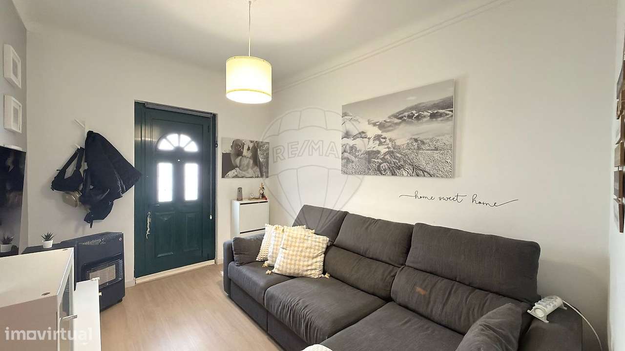 Moradia T2 para venda-8