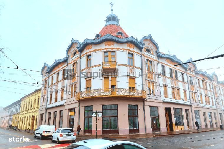 Apartamente de vanzare in Palatul FUCSHL in Oradea