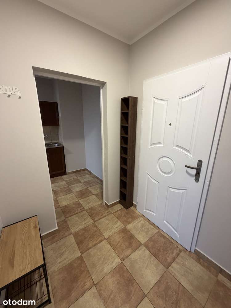 Kawalerka 36m2, ogrzewanie i ciepła woda z miasta - Pełny obrazek: 5/8