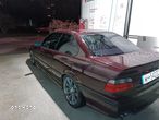 BMW Seria 3 325i - 25