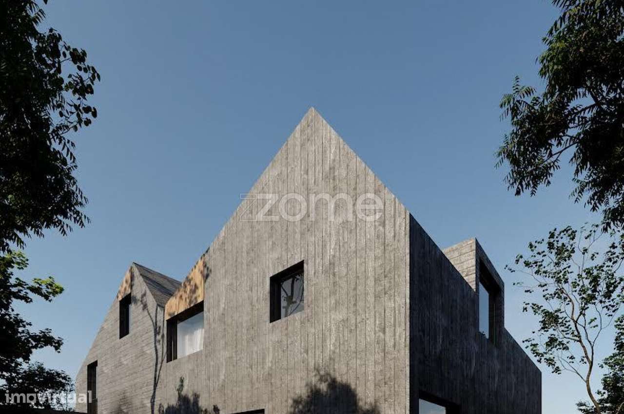 Moradia de Luxo T3 + 1 – EM PEDREIRO - Passionistas, S. M. da Feira - Grande imagem: 2/26