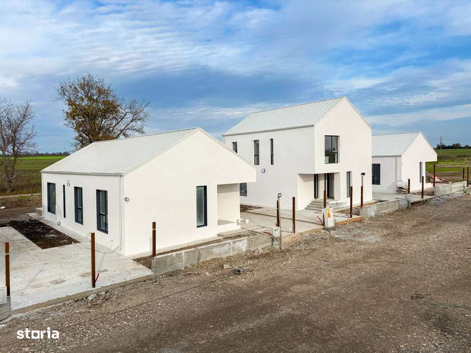 Vila P+1 in Valu lui Traian, pe partea dreapta - Avostar Villas - Imagine principală: 4/15