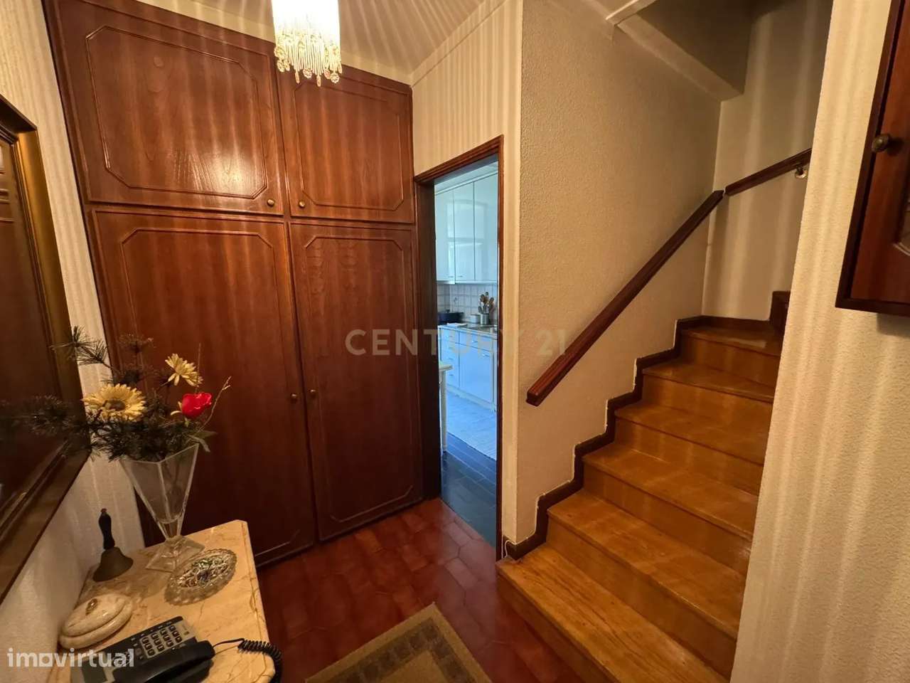 APARTAMENTO T4 DUPLEX NA PRAÇA PEDRA VERDE - ALDOAR-16