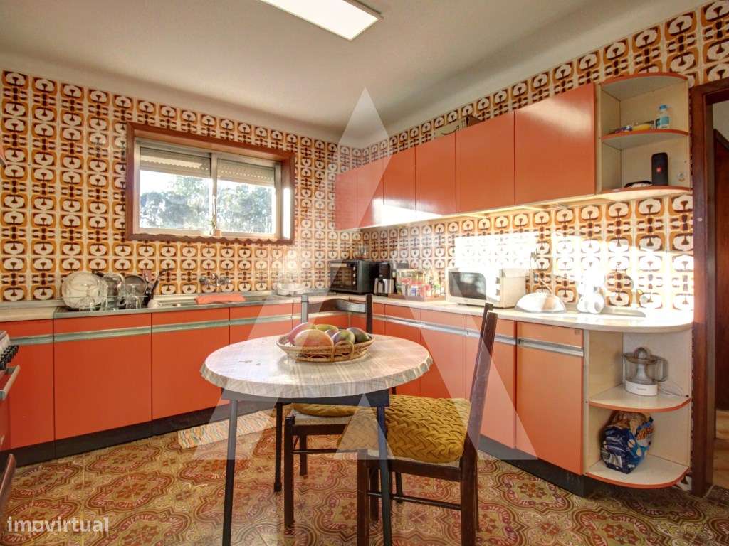 Moradia T6, Isolada, na zona de Oiã-30