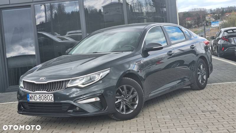 Kia Optima 2.0 L - 3