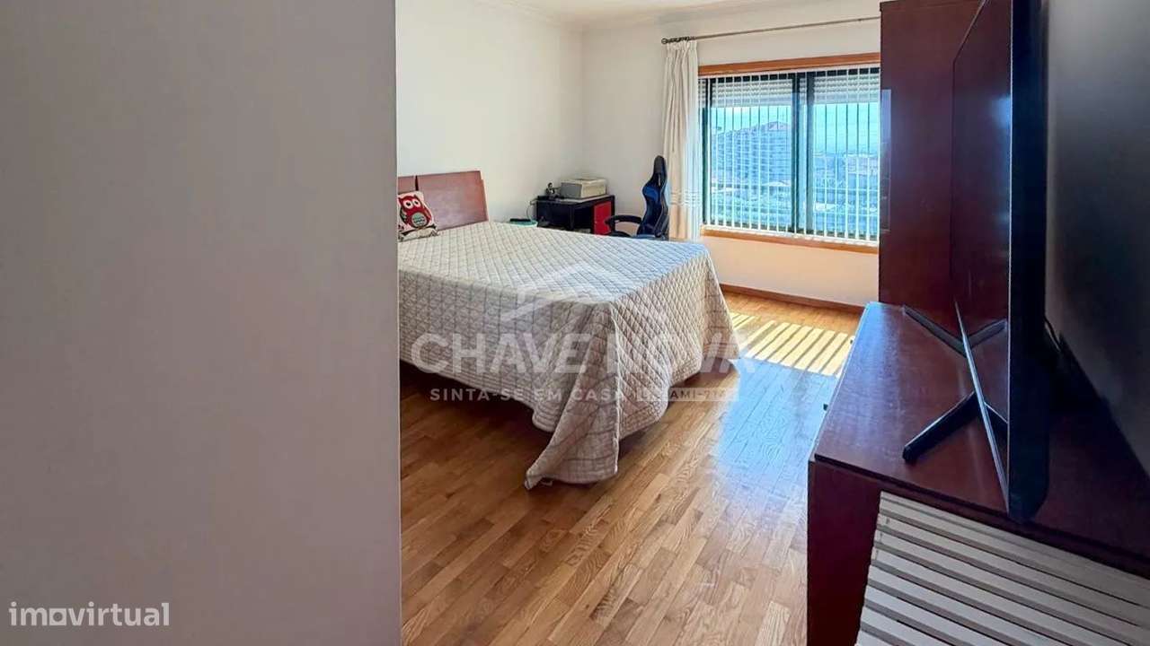 T3 Condominio Fechado c/ Garagem Box em Vilar do Paraíso-21