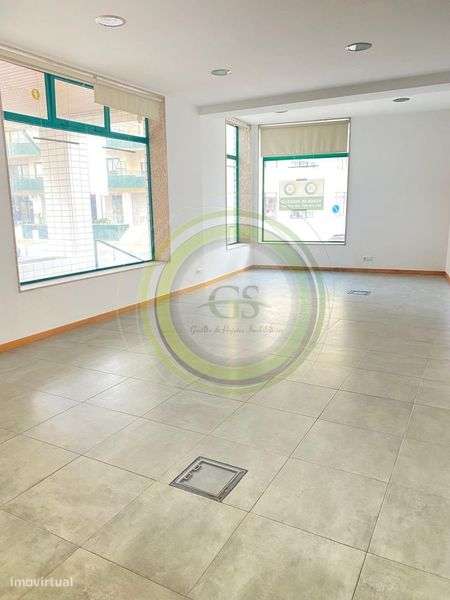 Loja à Venda em Aver-o-Mar – Oportunidade Única - Grande imagem: 4/8