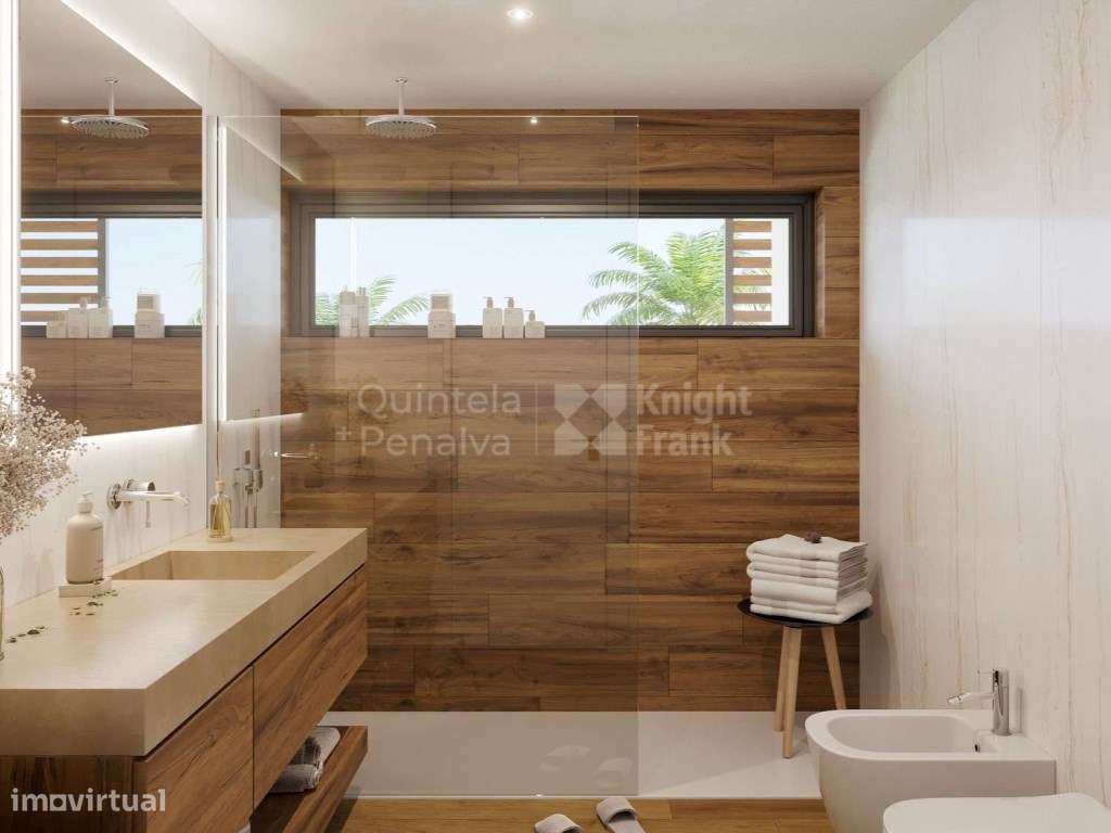 Apartamento T3 com jardim, localizado na Parede, Cascais-18