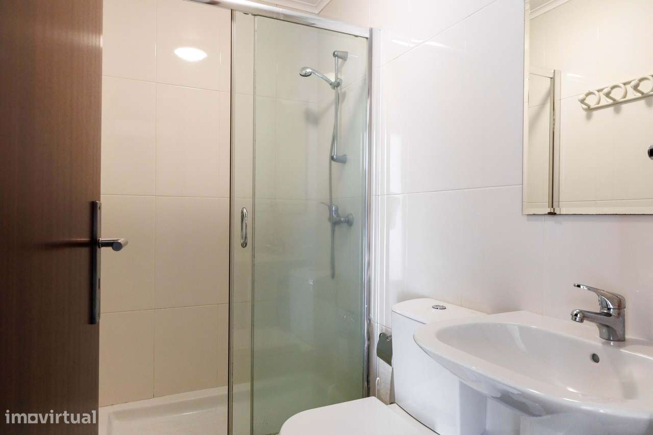 Moradia T7 com vista mar preparada para Alojamento-22