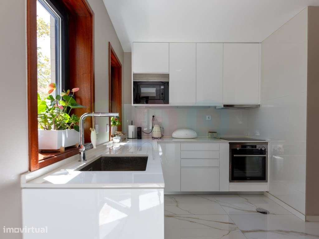 Apartamento T3 no Passeio das Fontaínhas, Centro do Porto-15