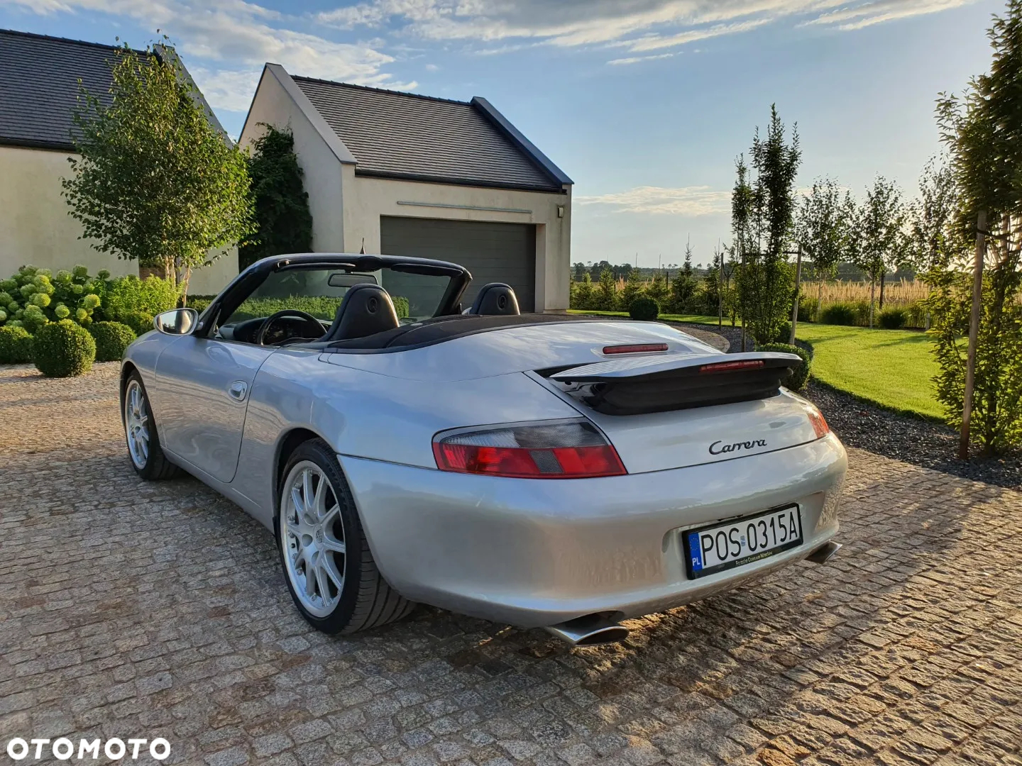 Porsche 911 Carrera Cabrio - 8