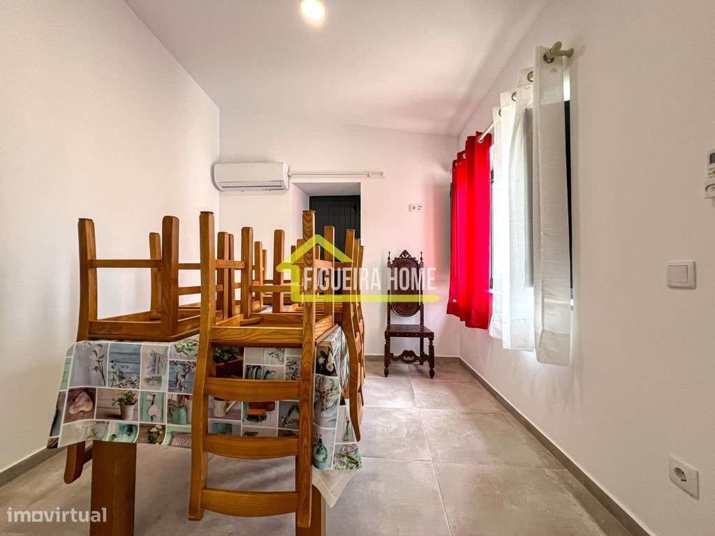 T1+1 inteiramente renovado a 100m da praia de Buarcos na Figueira d...-21