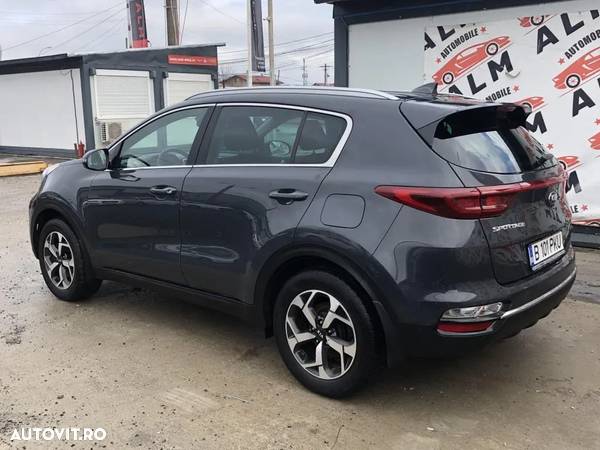 Kia Sportage 1.6 GDI 6MT 4x2 Style - 6