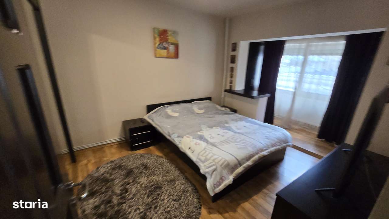 Apartament cu 3 camere de vanzare, etajul 1, Focsani-12