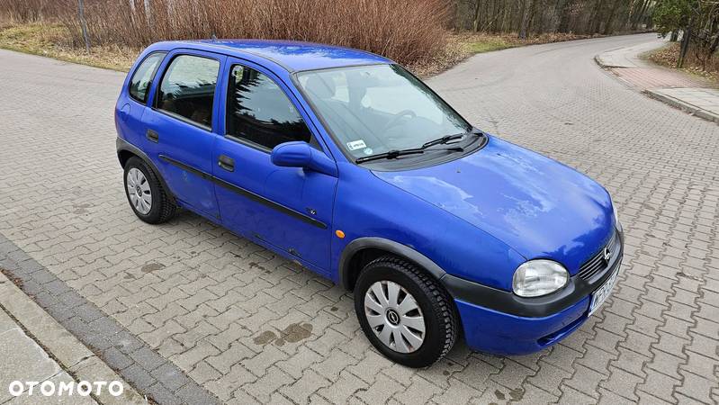 Opel Corsa - 28