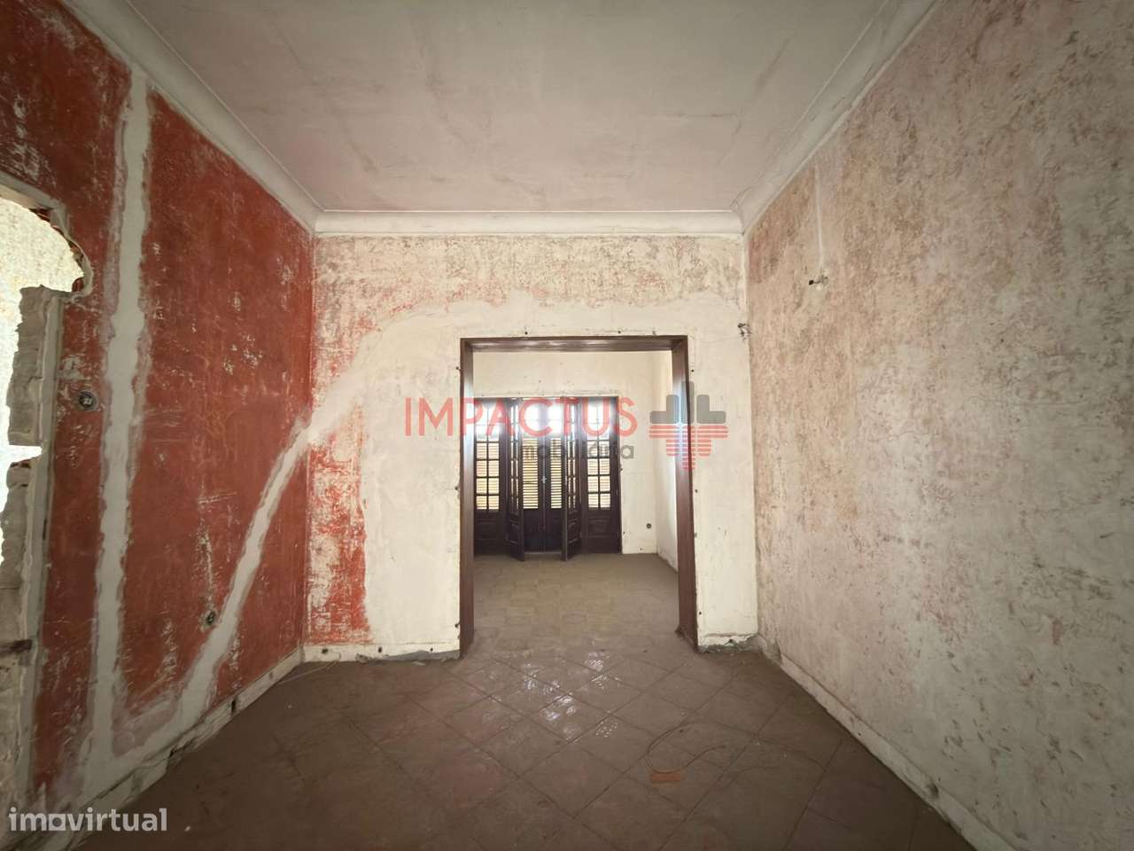 Moradia para Recuperar no Castêlo da Maia-13