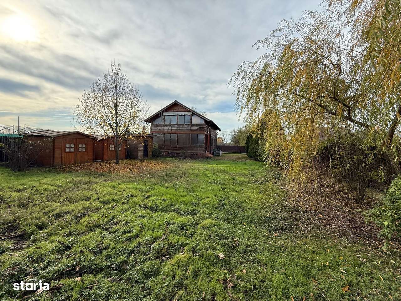 Casa de locuit sau de vacanta in Cornetu.-8