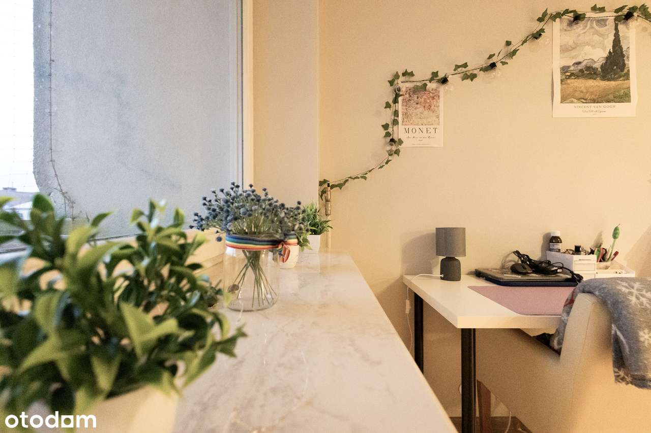 4 pokoje. 80m2 po podłodze. Balkon. Bez piecyka gazowego.-4