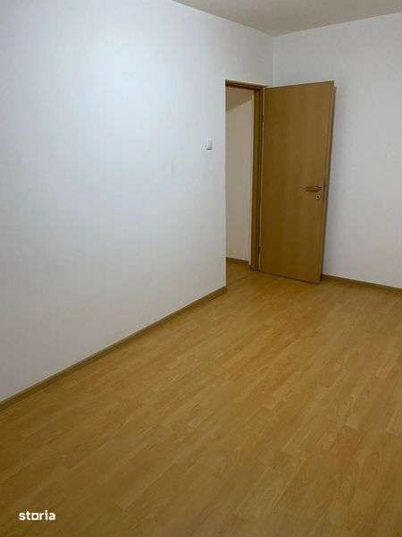 vand apartament 3 camere in zona Ciresica Tomis Nord - Imagine principală: 5/8