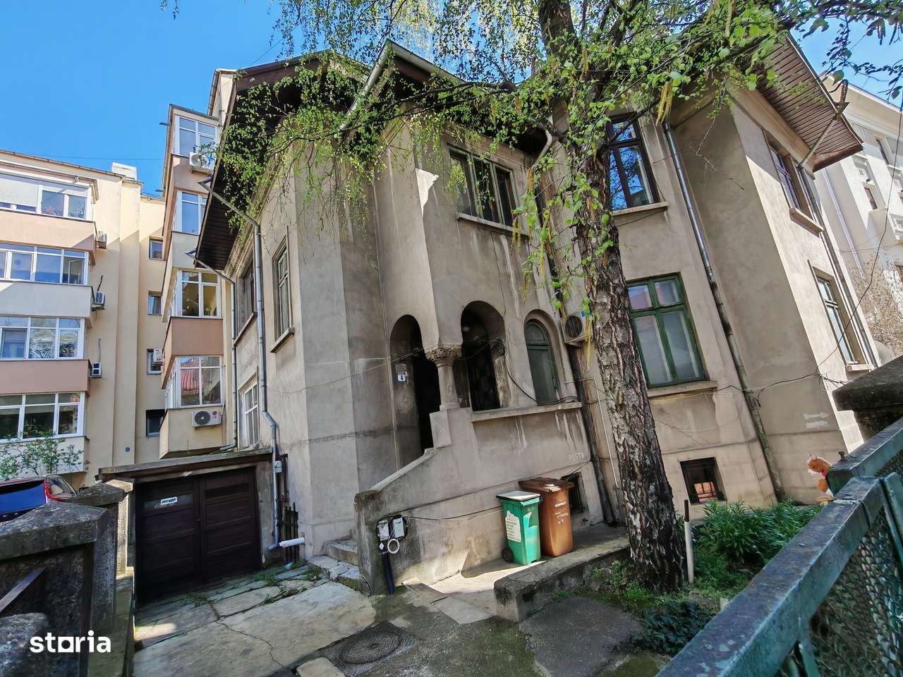 Vanzare 4 camere spatioase in vila interbelica - Cismigiu-Stirbei Voda