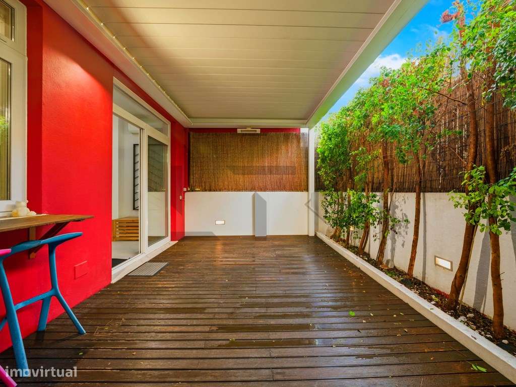 Prédio/Moradia T4 com Pátio para Venda em Campo de Ourique, Lisboa - Grande imagem: 2/60