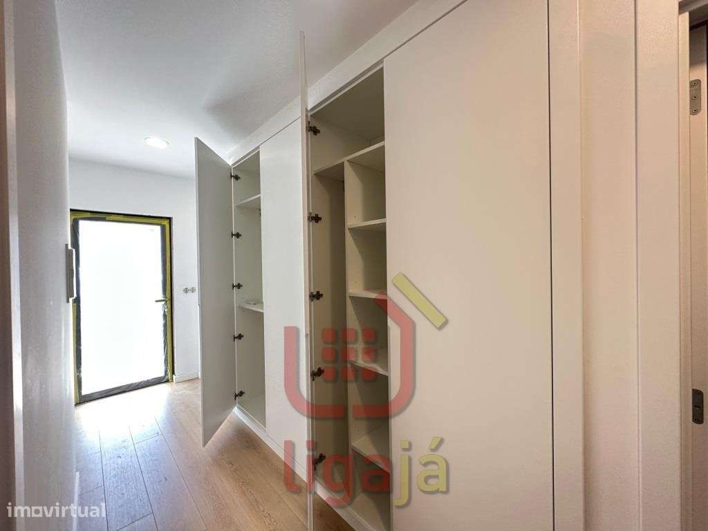 Moradia T4 de Excelência em Ourém-19
